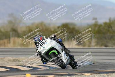 media/Dec-07-2025-CVMA (Sun) [[3e7d2de5dc]]/Race 5-Formula UL-CVMA Hooligans-American Thunder/